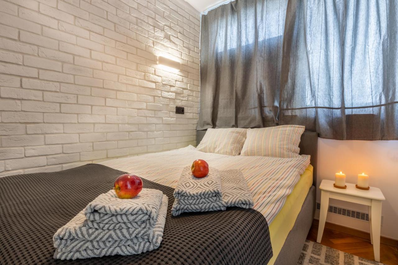 Apartment Strict Warsaw Center - Metro,Free Parking Экстерьер фото